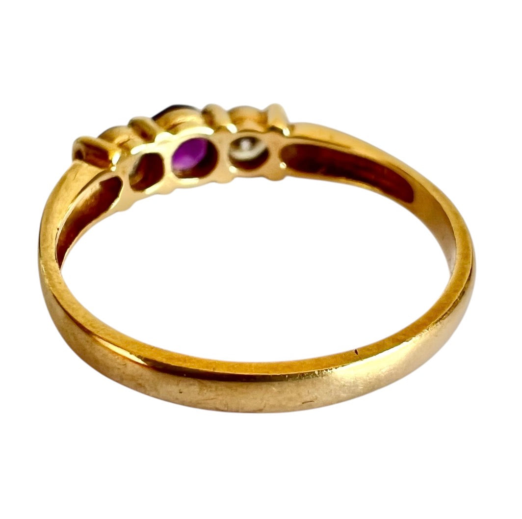 Vintage 9ct Gold Amethyst & Cubic Zirconia Three Stone Ring Size O 1/2