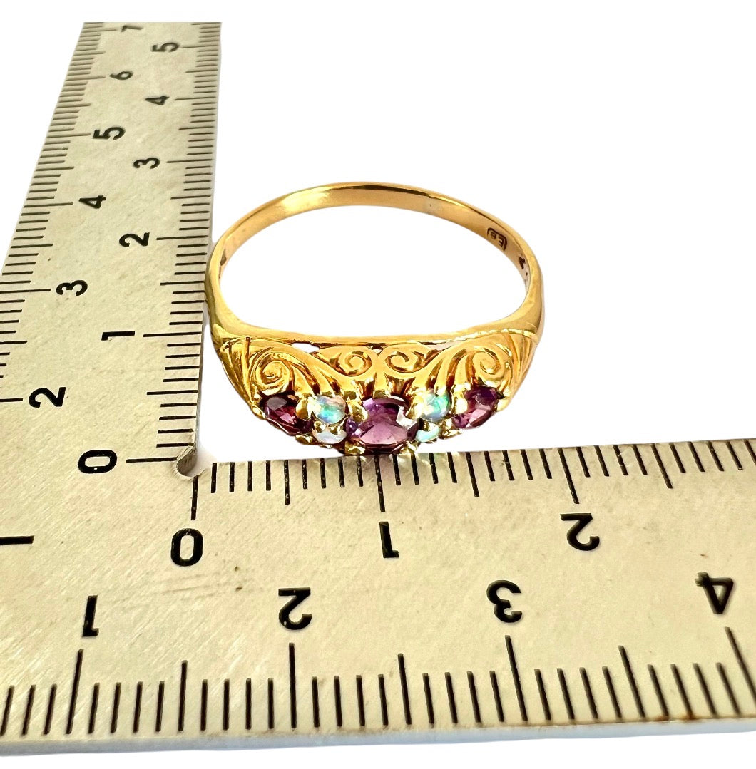 Vintage 9ct Gold Opal & Amethyst Ring – London 1976 – Size U