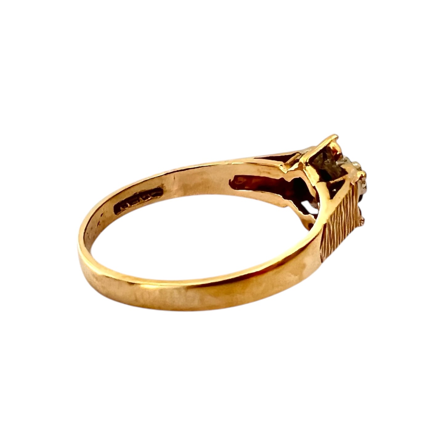 Diamond Flower Cluster Ring - Vintage - 9ct Gold Textured Shoulders - Size N 1/2