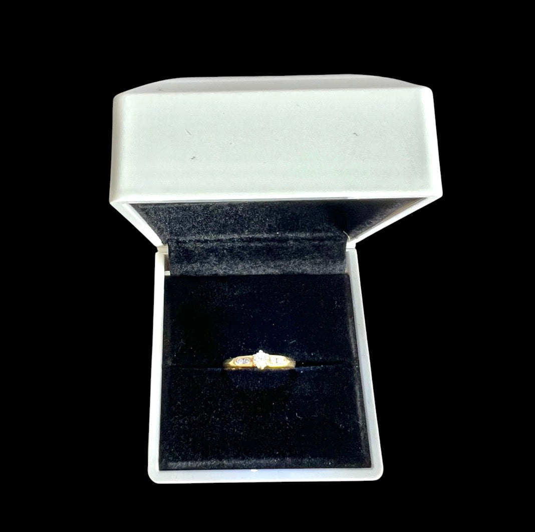 Vintage 18ct Gold Diamond Solitaire Ring 0.27ct Channel Shoulders Size M