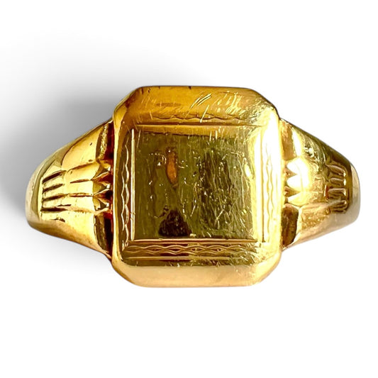Vintage 9ct Yellow Gold Signet Ring 1977 Birmingham Hallmarked Size V