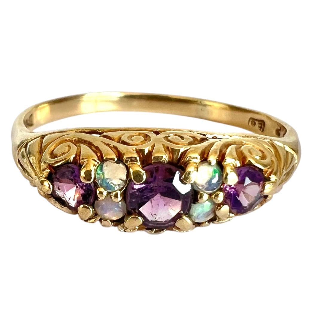 Vintage 9ct Gold Opal & Amethyst Ring – London 1976 – Size U
