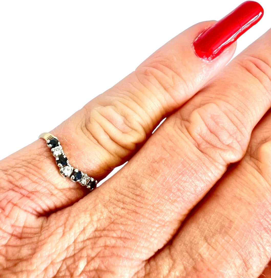 Vintage 9ct Gold Sapphire Wishbone Ring - Seven Stone - Size K 1/2