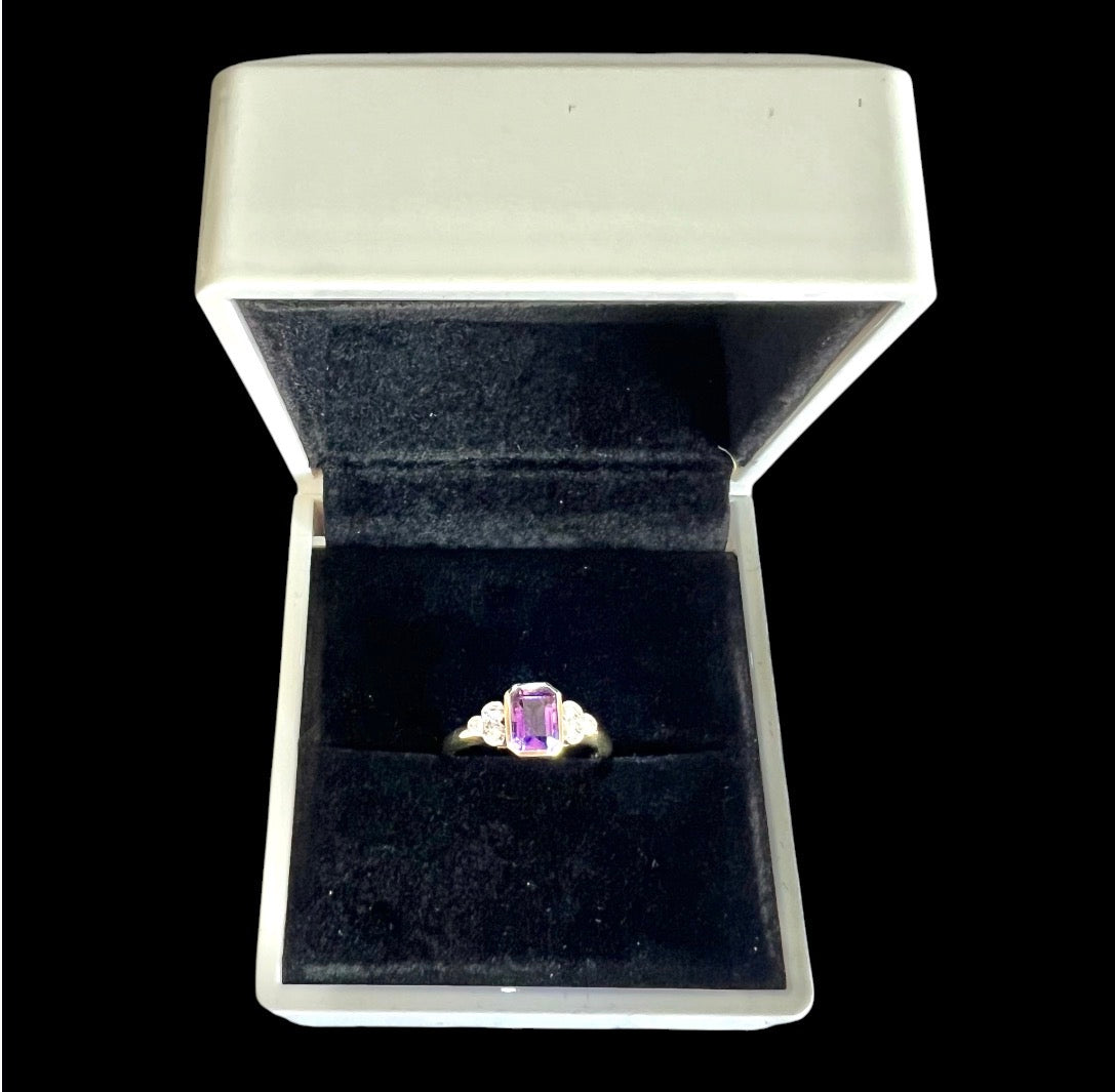 9ct Gold Amethyst & Diamond Ring – Emerald Cut – Vintage 1993 – Size N