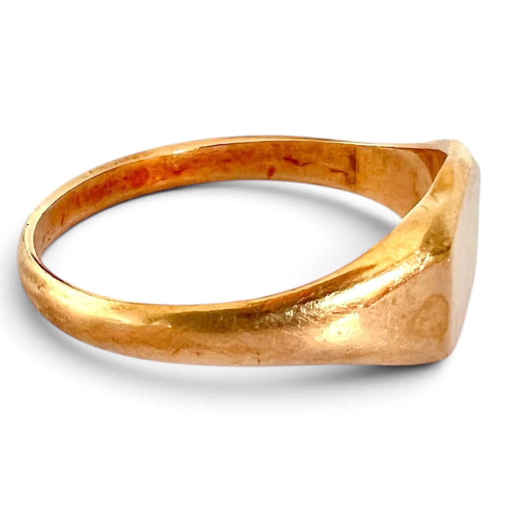 Vintage Yellow Gold Shield Signet Ring 3.04g Engravable Unisex Size S