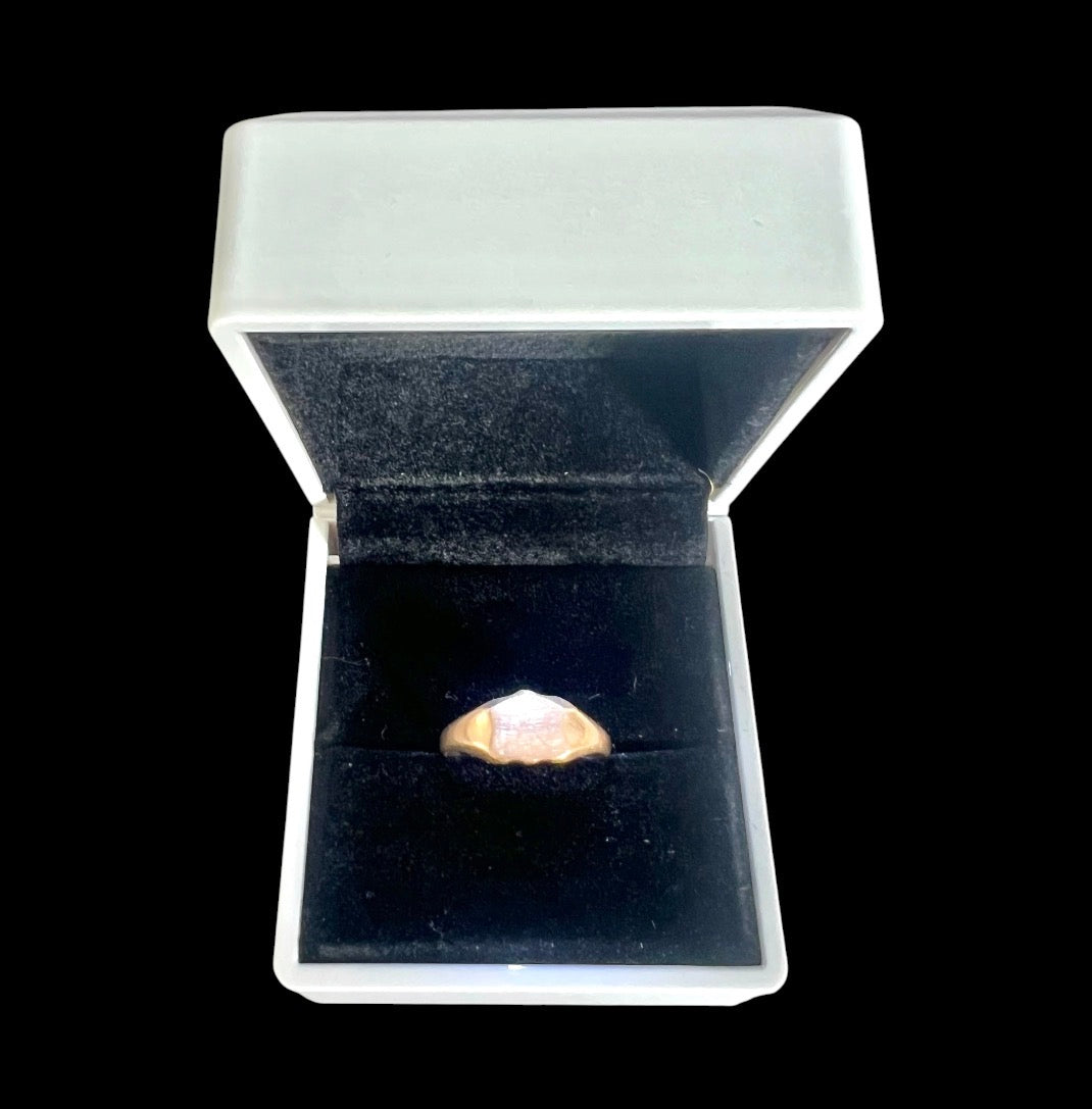 Vintage Yellow Gold Shield Signet Ring 3.04g Engravable Unisex Size S