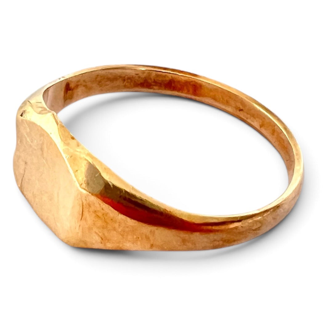 Vintage Yellow Gold Shield Signet Ring 3.04g Engravable Unisex Size S