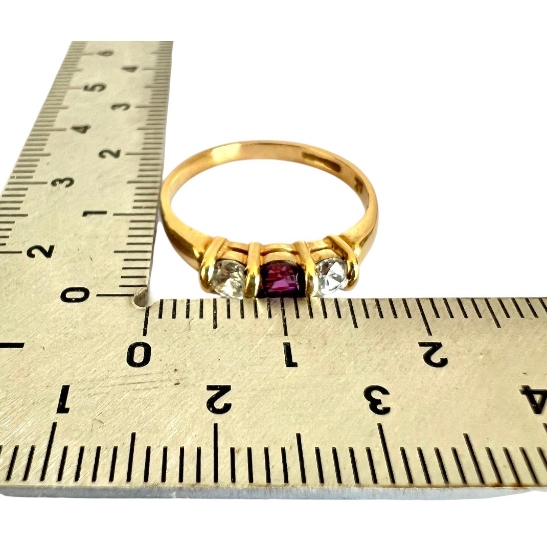 Vintage 9ct Gold Amethyst & Cubic Zirconia Three Stone Ring Size O 1/2