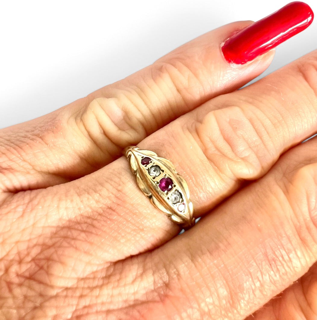 Vintage 1972 9ct Gold Ruby Simulant & White Paste Five Stone Hallmark  Size O