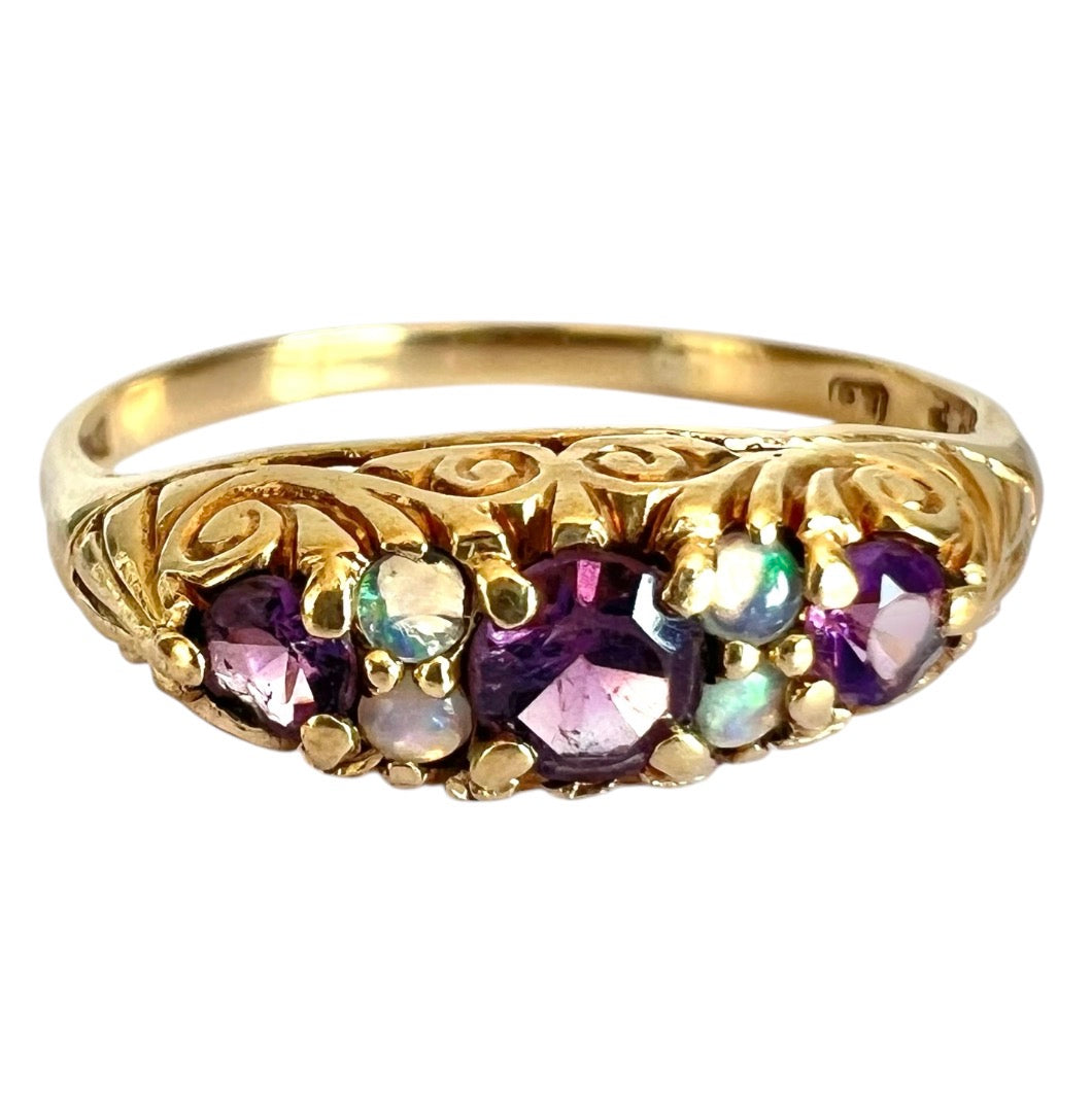 Vintage 9ct Gold Opal & Amethyst Ring – London 1976 – Size U