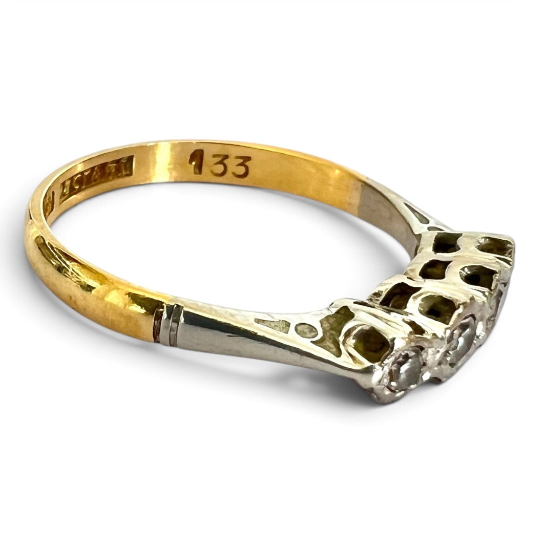 Vintage 18ct Gold Platinum Four Diamond Ring Stamped 18CT & PT Size N