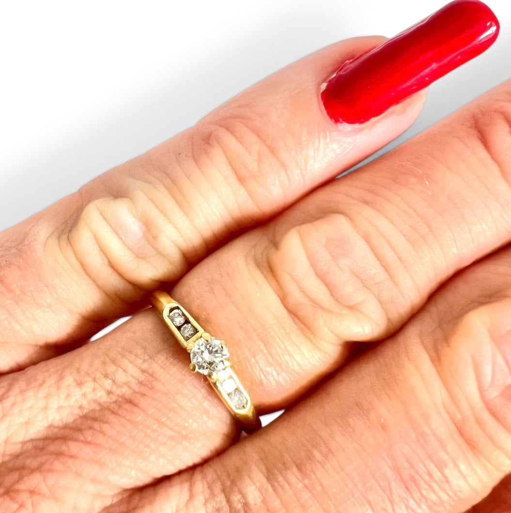 Vintage 18ct Gold Diamond Solitaire Ring 0.27ct Channel Shoulders Size M