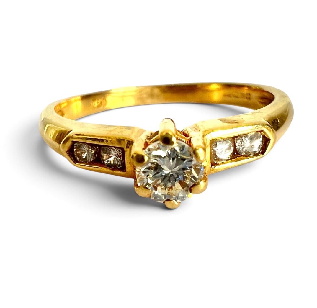 Vintage 18ct Gold Diamond Solitaire Ring 0.27ct Channel Shoulders Size M
