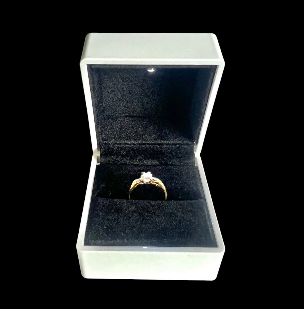 Vintage 18ct Yellow & White Gold Diamond Solitaire Ring 18CT Size K½