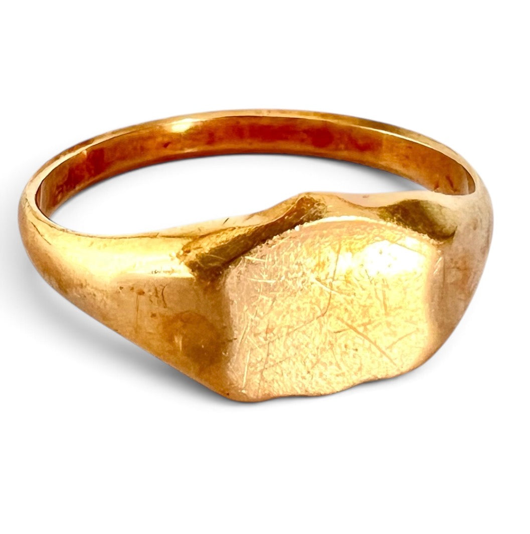 Vintage Yellow Gold Shield Signet Ring 3.04g Engravable Unisex Size S