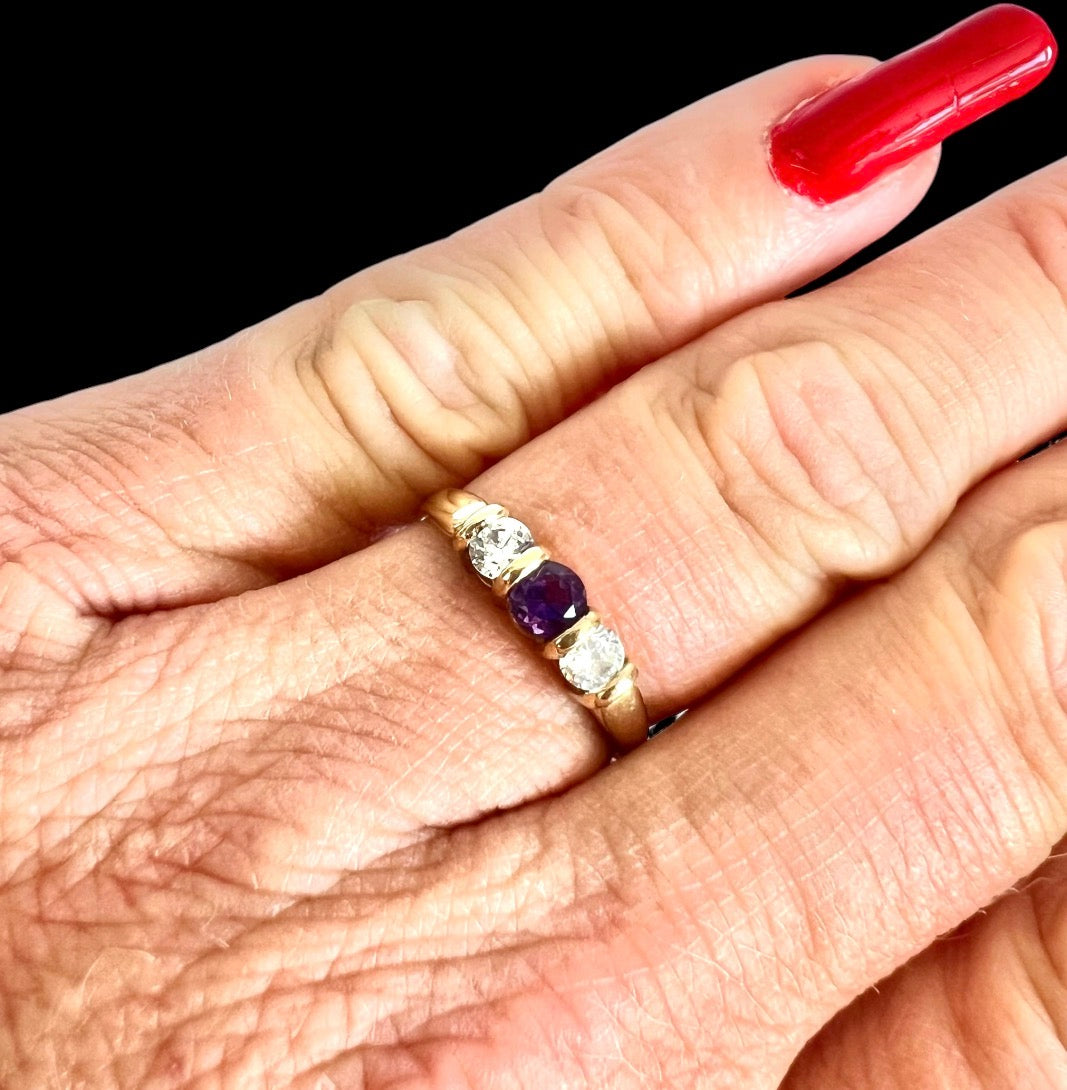 Vintage 9ct Gold Amethyst & Cubic Zirconia Three Stone Ring Size O 1/2