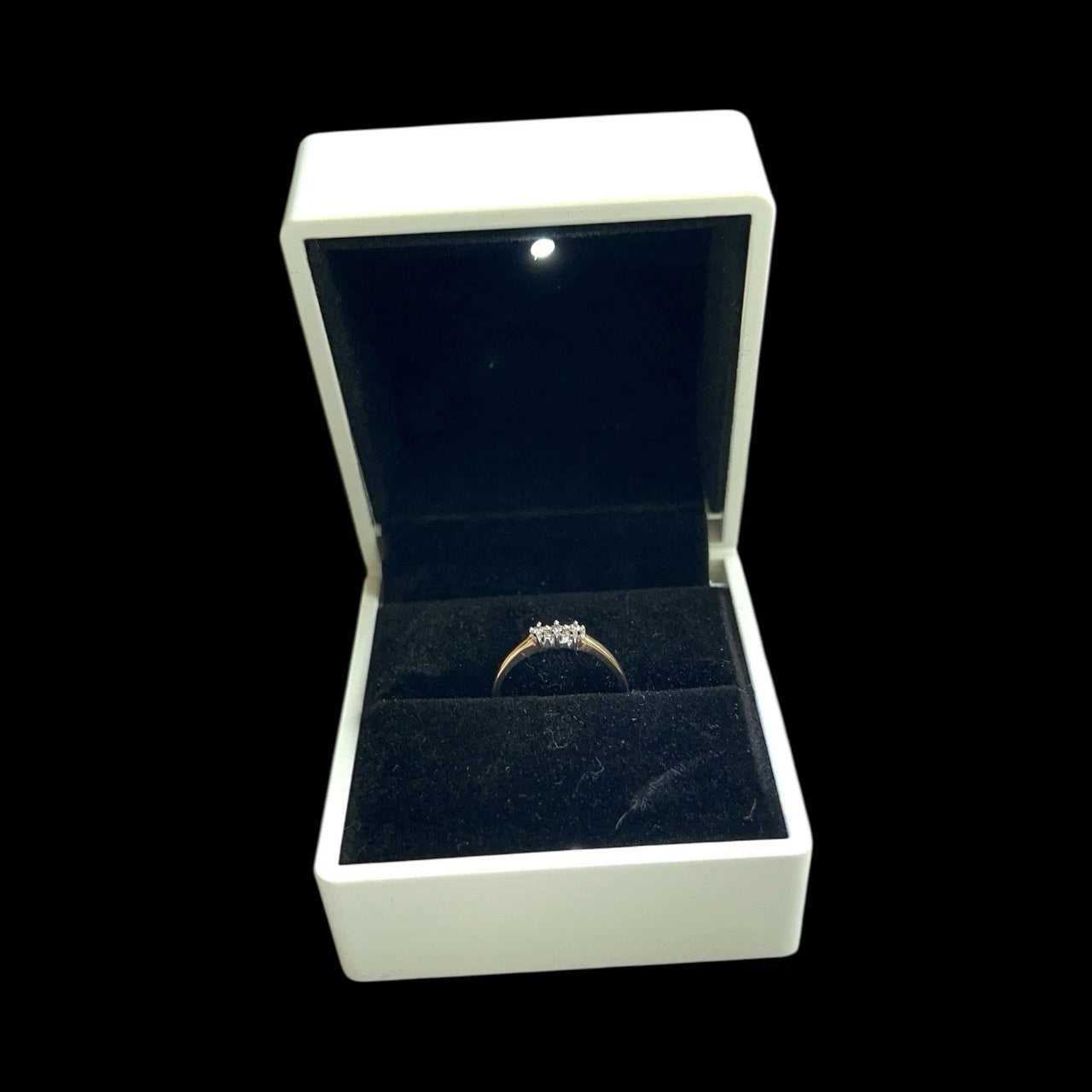 Diamond Three Stone Ring - 9ct Gold - Vintage - Size M 1/2