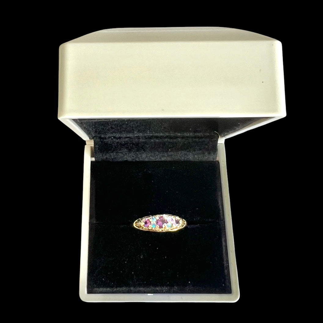 Vintage 9ct Gold Opal & Amethyst Ring – London 1976 – Size U