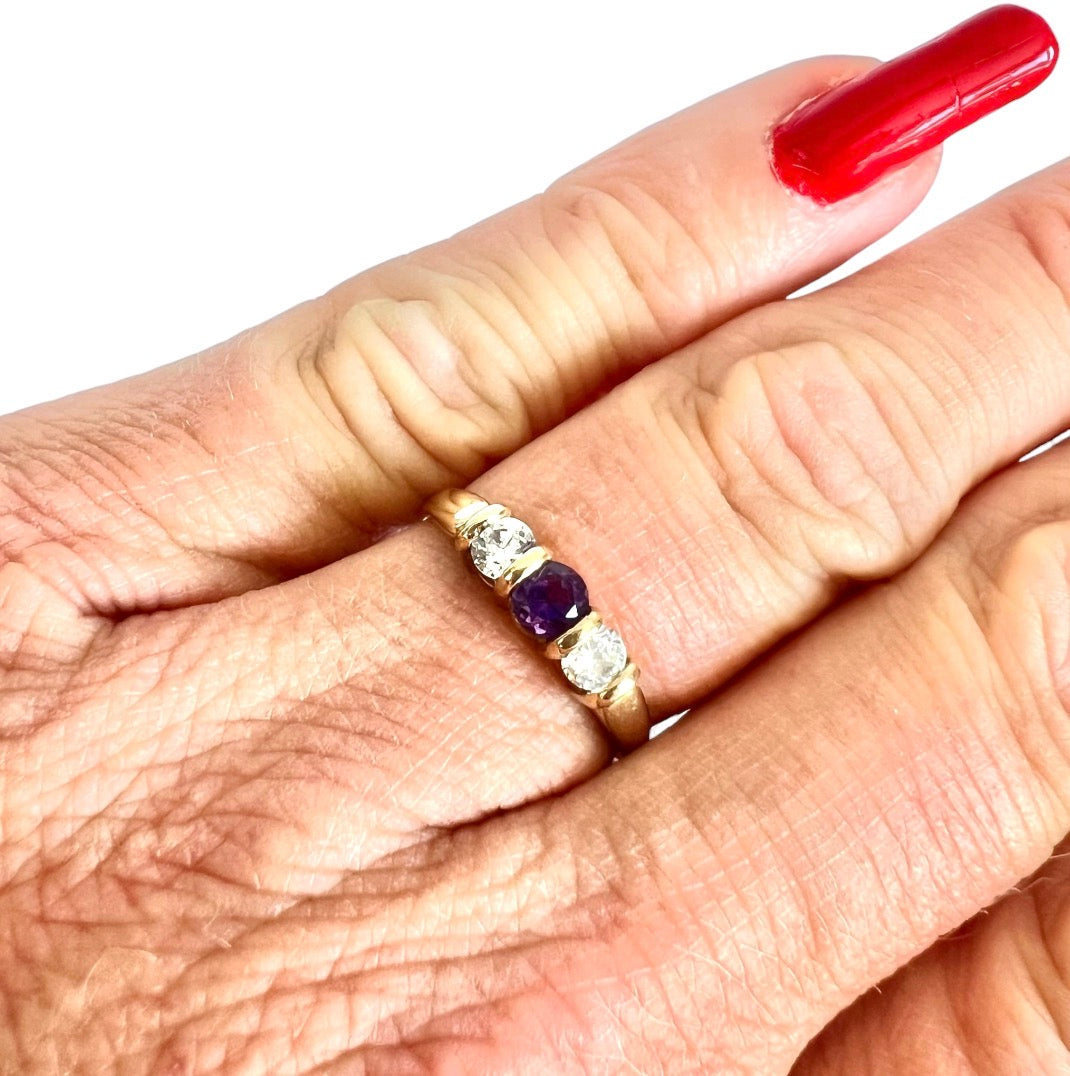 Vintage 9ct Gold Amethyst & Cubic Zirconia Three Stone Ring Size O 1/2