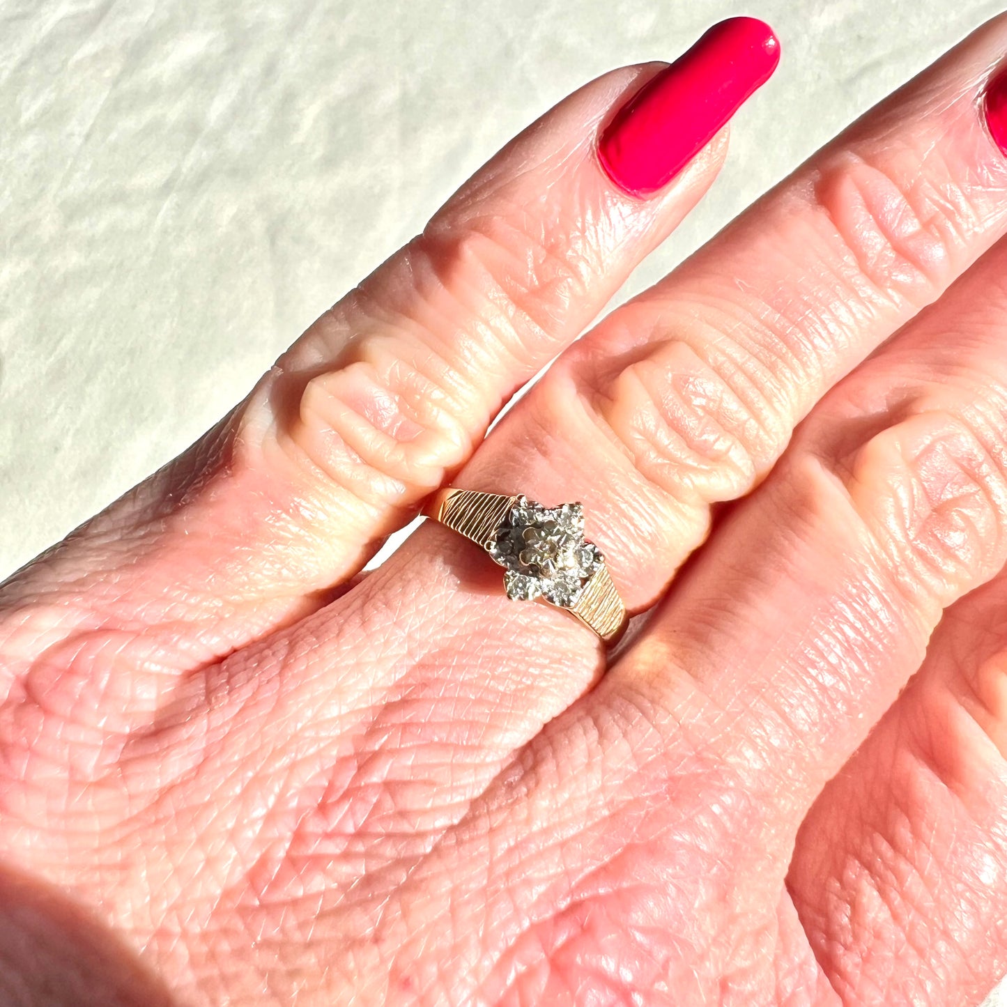 Diamond Flower Cluster Ring - Vintage - 9ct Gold Textured Shoulders - Size N 1/2