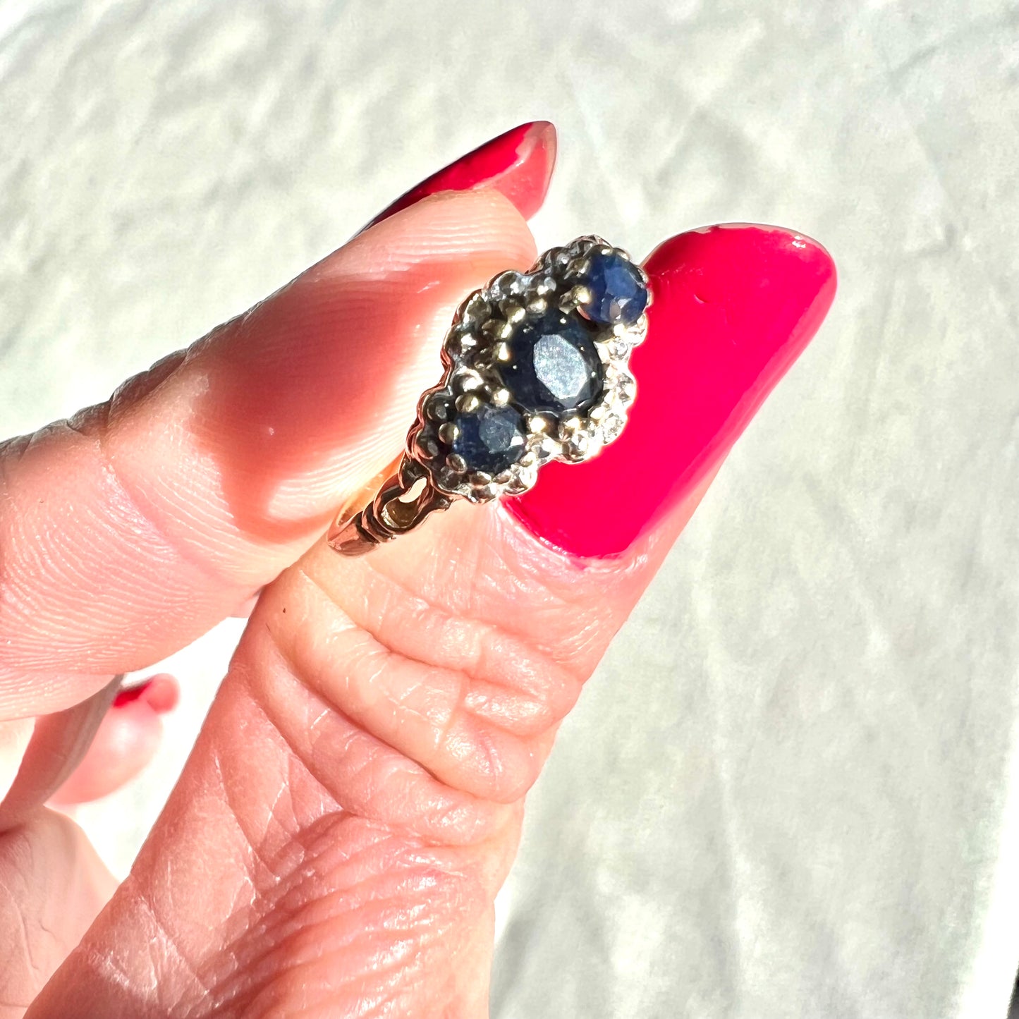 Sapphire & Diamond Three Stone Ring - Vintage - 9ct Gold - Size O