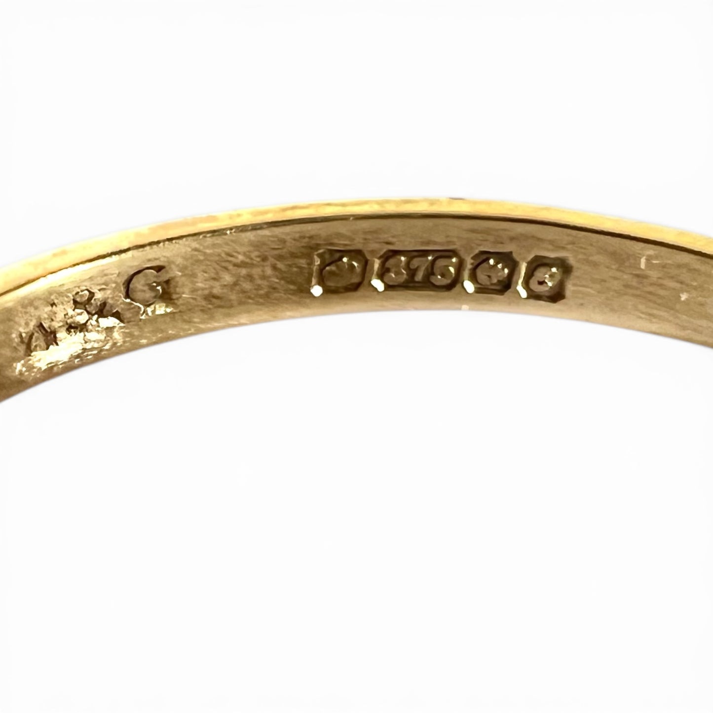 Close hallmark for Vintage 9ct Gold Sapphire Trilogy Ring – Three Stone Design, Size P 1/2