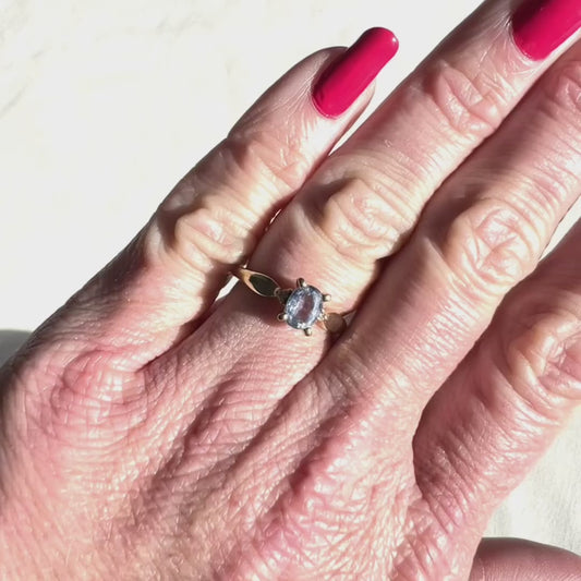 Blue Sapphire Solitaire Ring - Vintage - 9ct Gold Hallmarked - Size N
